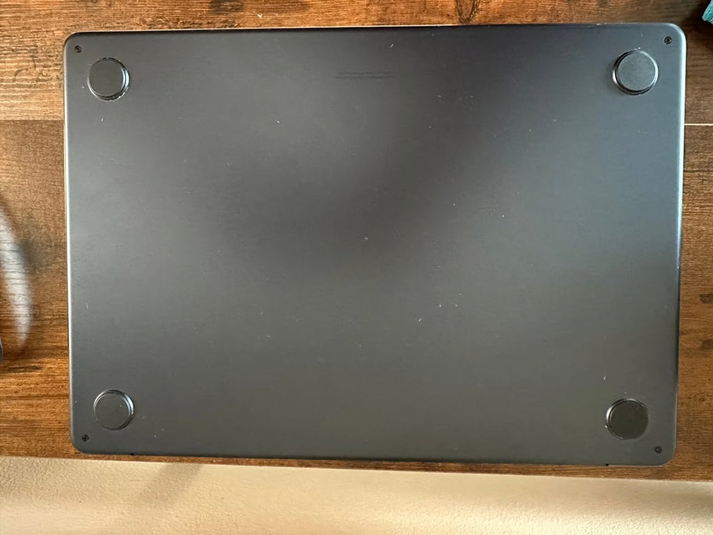 Macbook Air M2 13in 256GB SSD Storage midnight and Magic Mouse 8O87