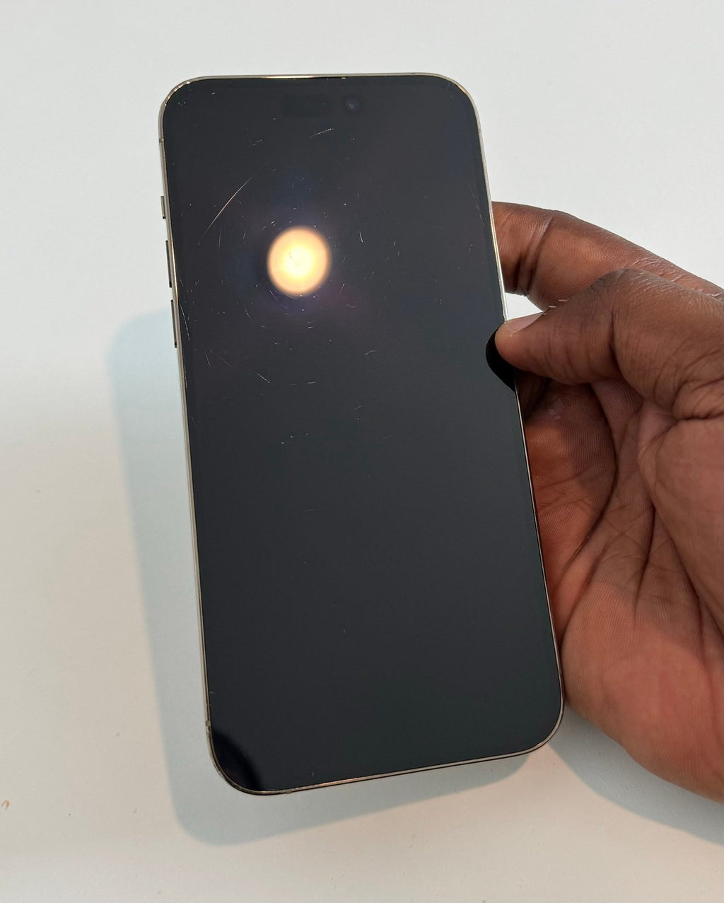 Apple iPhone 14 Pro Max 256 GB in Gold for Unlocked CRACKED BACK 2E87