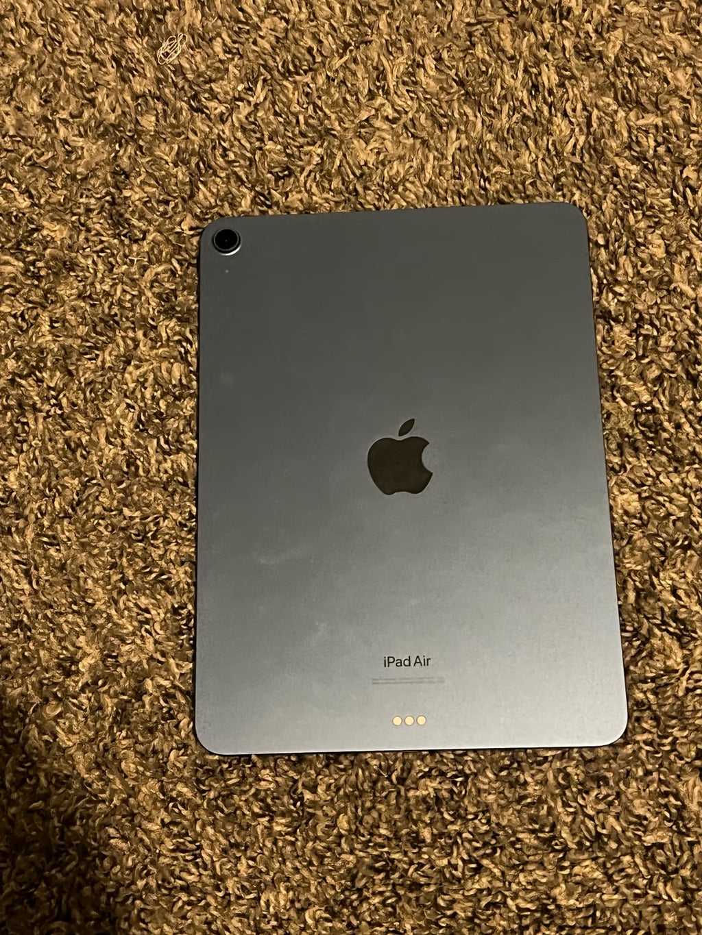 Apple iPad Air 5th Generation 64 GB 3X97