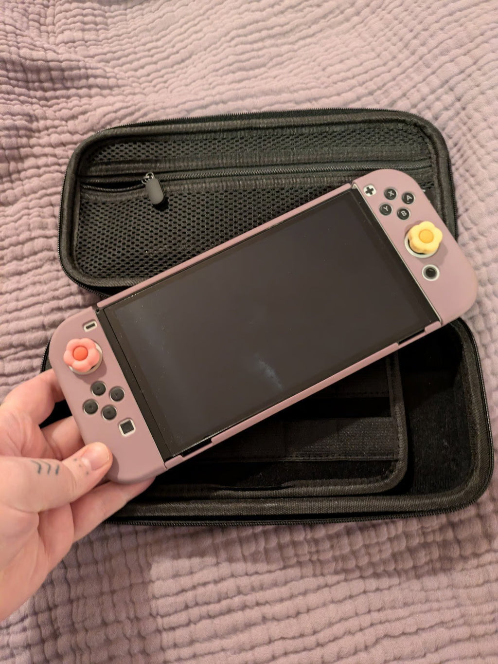 Nintendo Switch OLED bundle 6A35