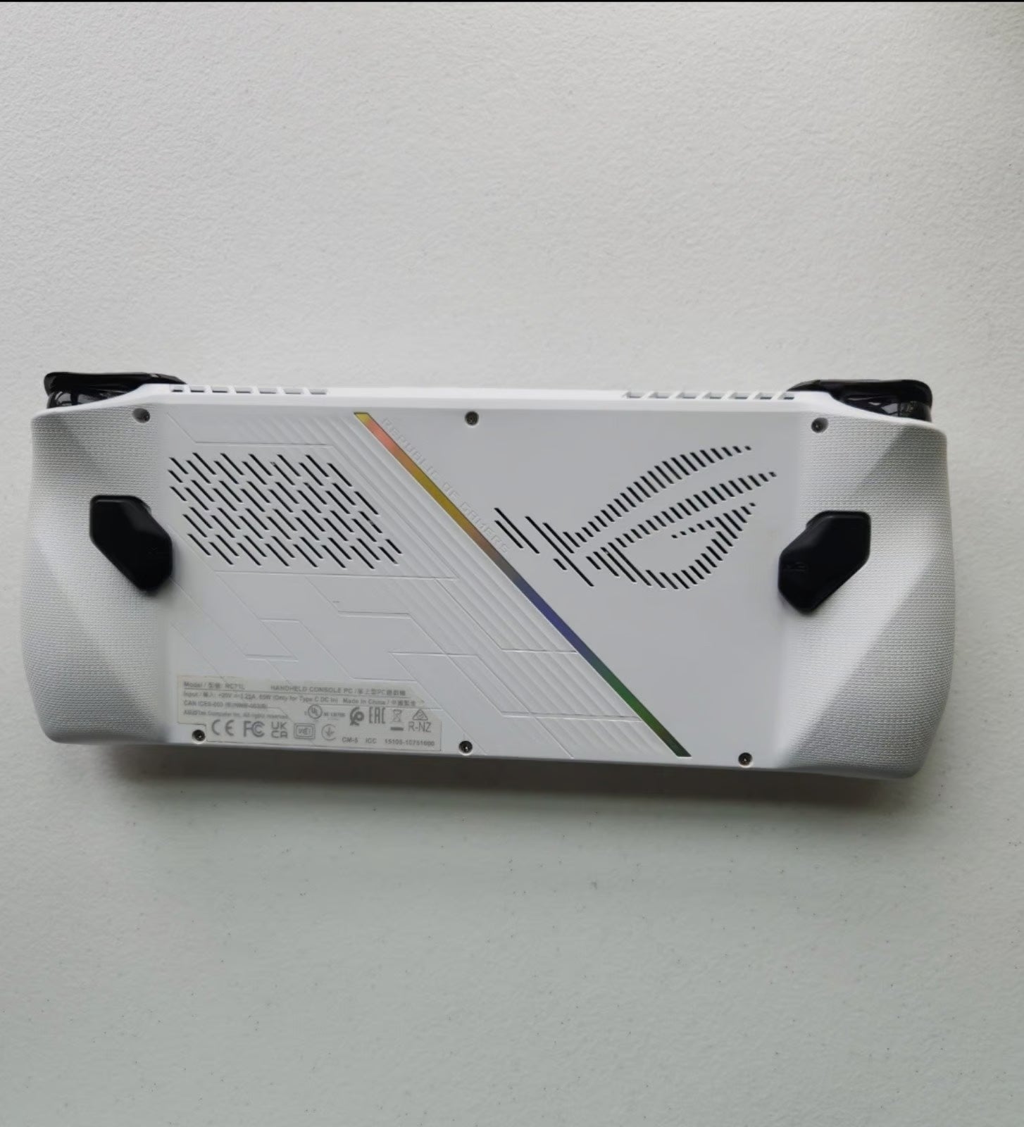 ASUS rog ally z1 extreme 1Q53