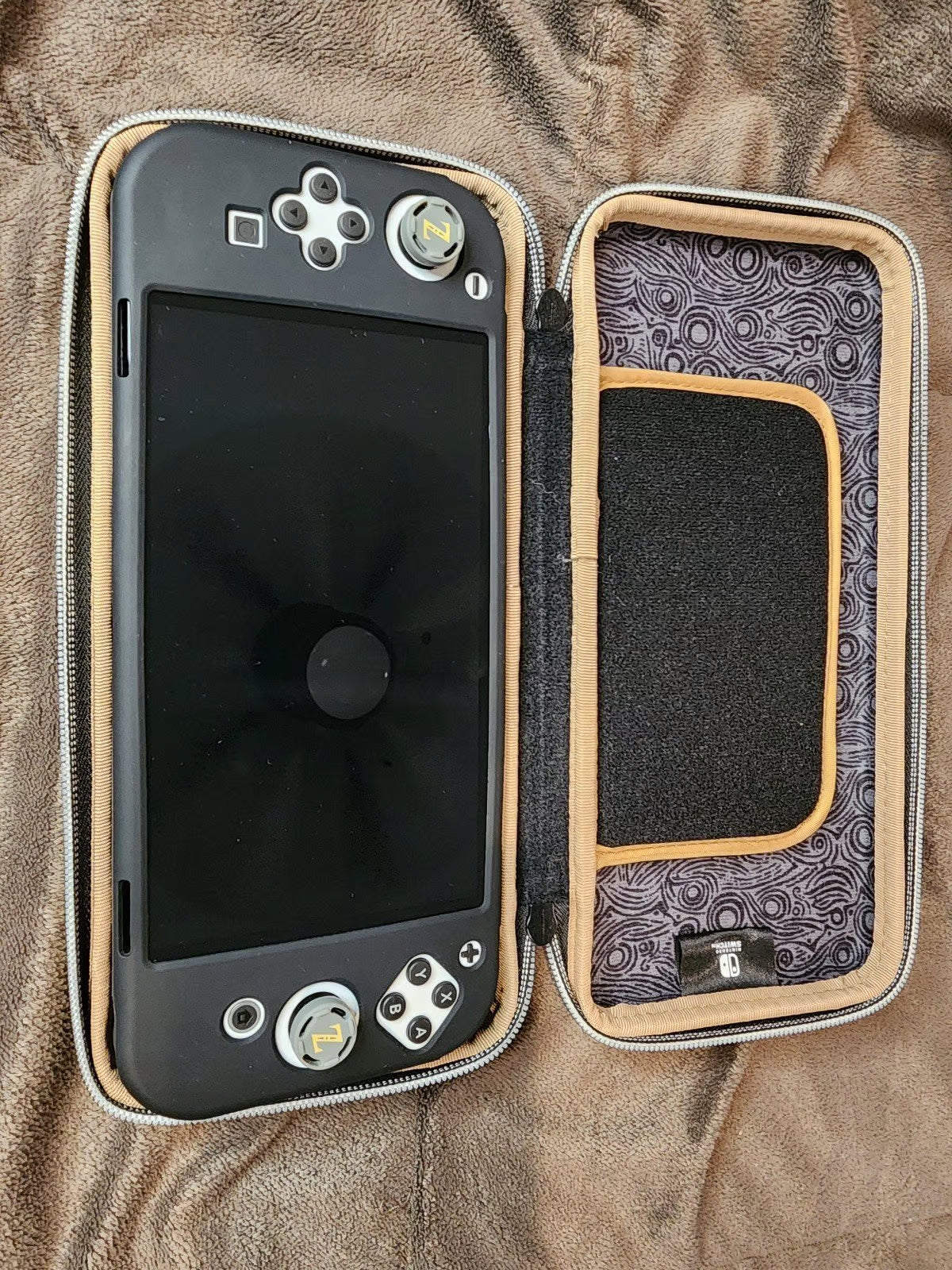 Nintendo Switch OLED Zelda Bundle! 3M72