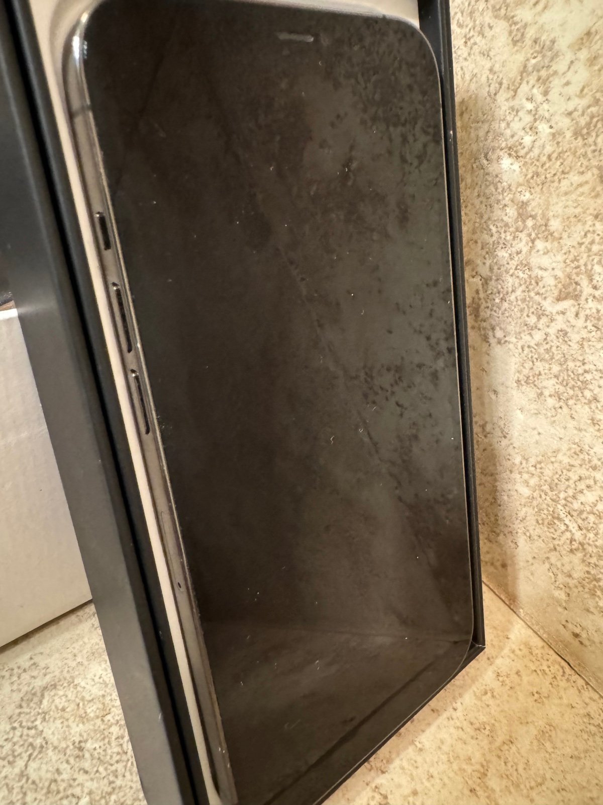 Apple iPhone 12 Pro Max 128 GB in Graphite for T-Mobile 5V57