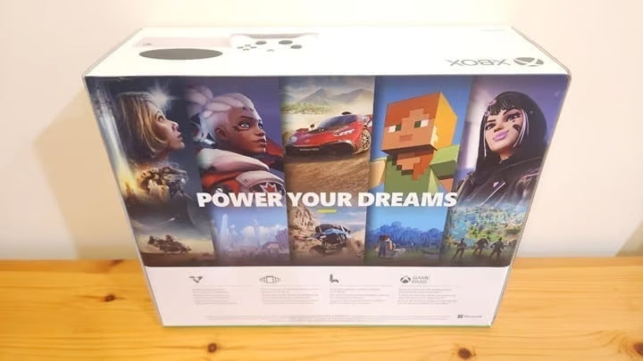 Microsoft Xbox Series S - Game console - 512 GB SSD - Brand New 1H77