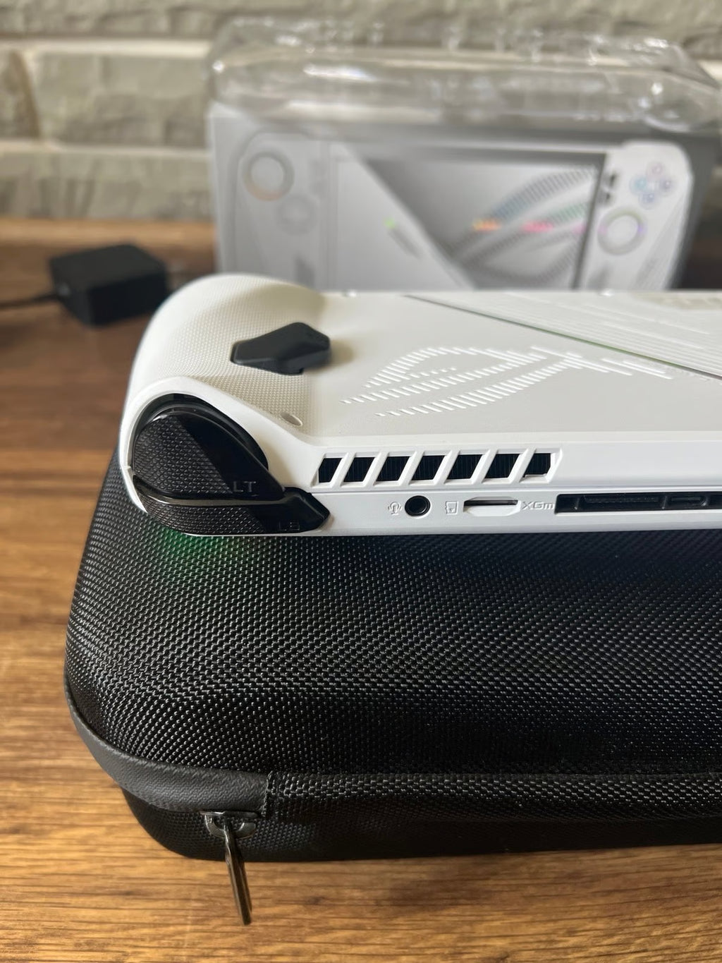 ASUS rog ally z1 extreme 9S82