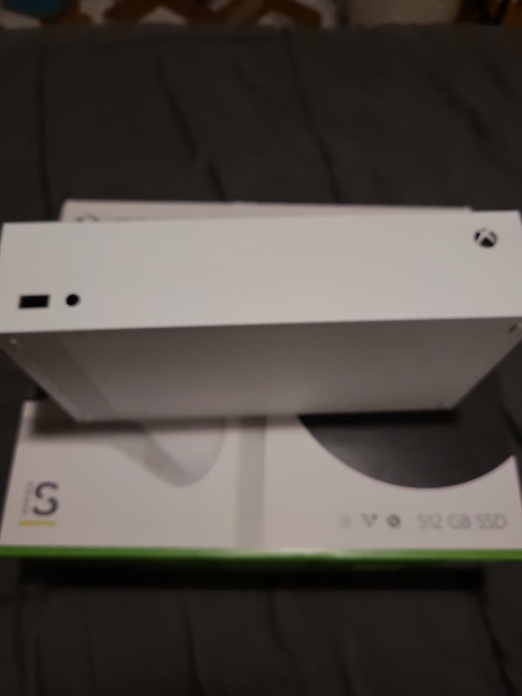 Xbox series s console 6S98