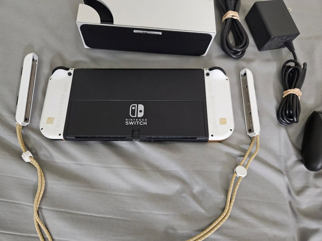 Nintendo Switch OLED Zelda Tears of the Kingdom LE 6T22