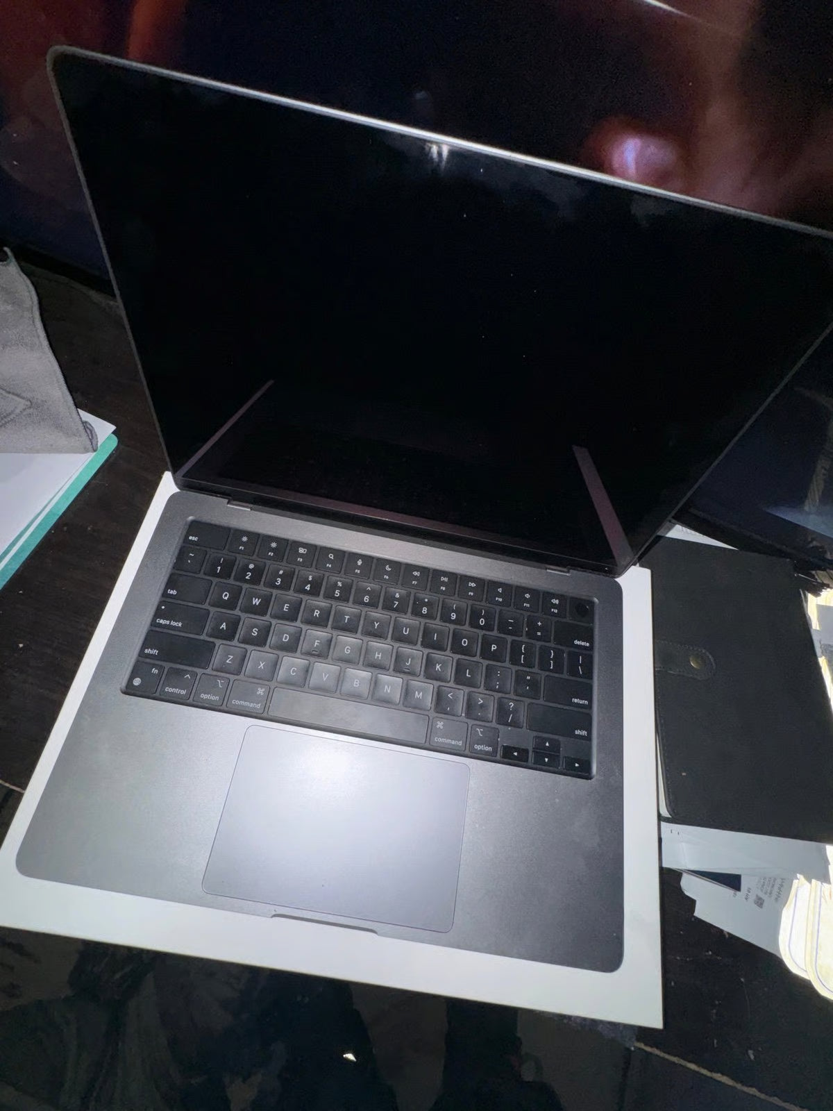 macbook pro m3 9A86