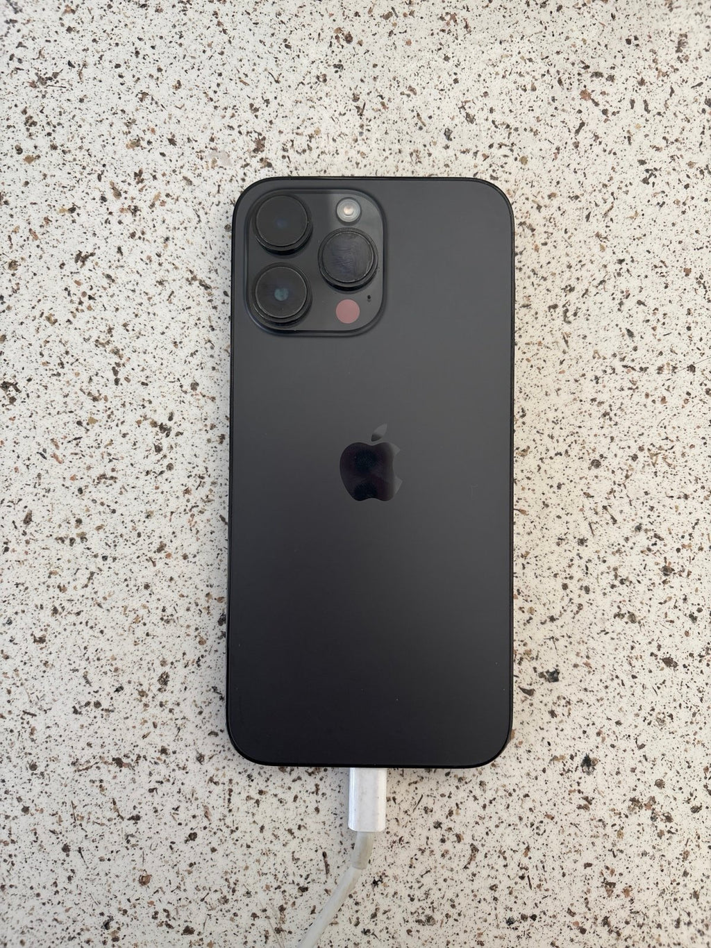 Apple iPhone 14 pro max 7U13