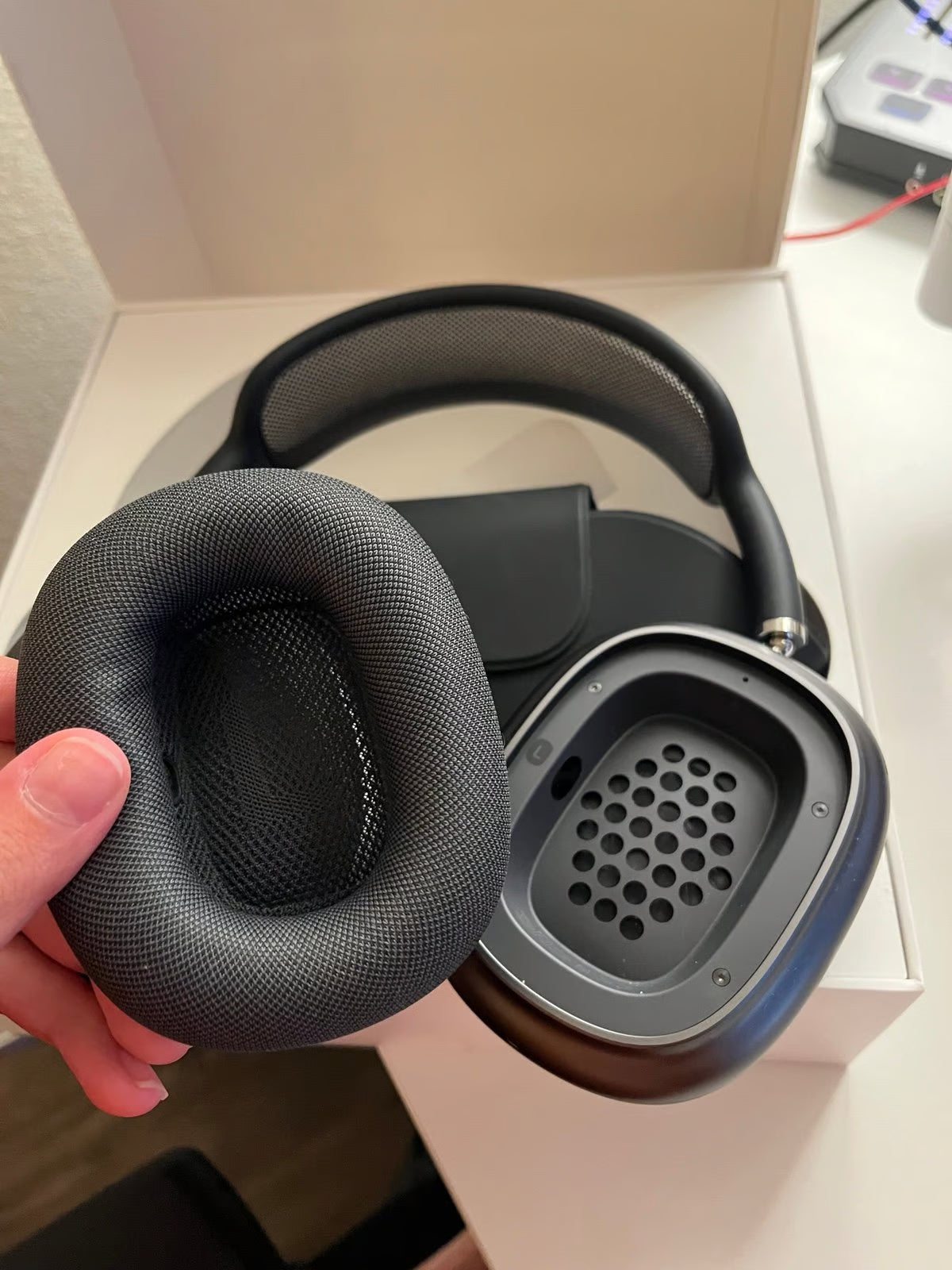 airpods max black 7C35