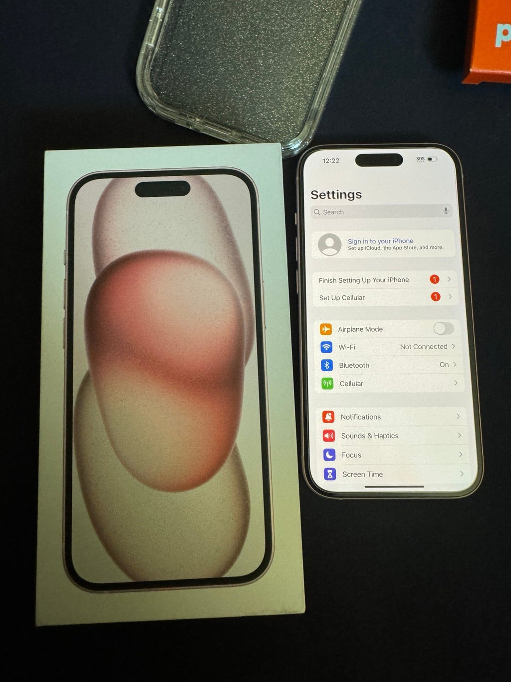 Apple iPhone 15 New Open Box Comes with everything 7L78