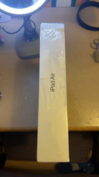 Apple iPad Air 5th Generation 256 GB in Space Gray 3H62