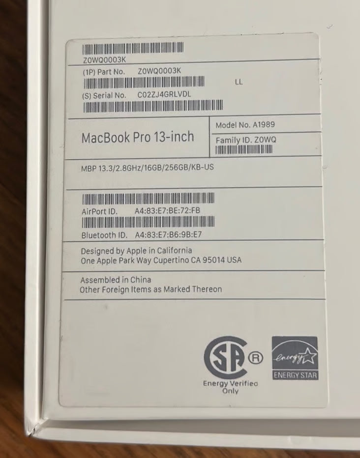 macbook pro 2019 i7 256GB 2.8GHz 16GB memory 6F19