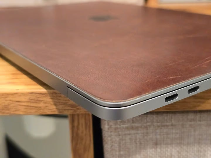 MacBook Pro M1 13"" 16GB Ram / 1TB Storage AppleCare+ til June 25 6L53