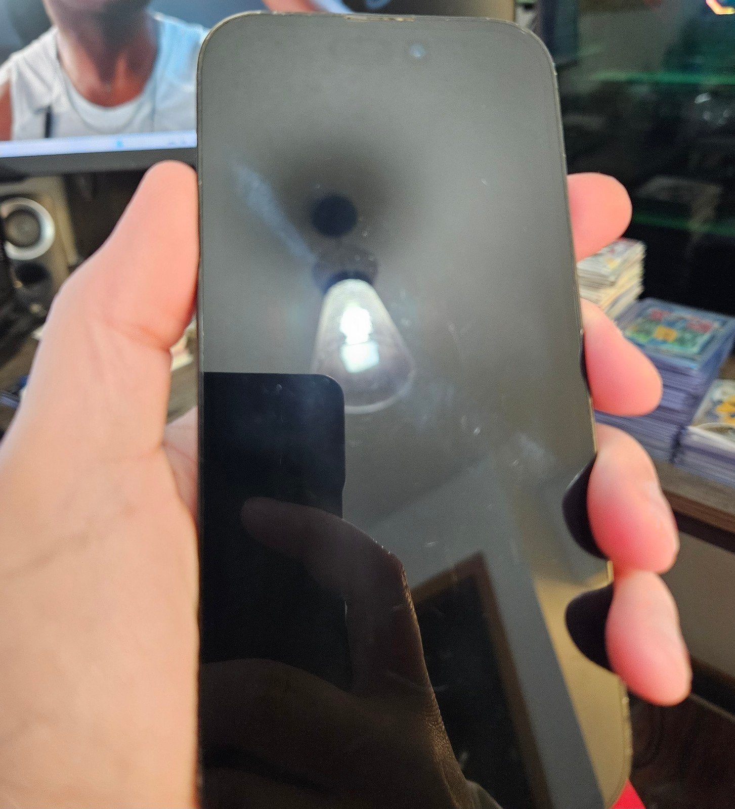 Apple iPhone 14 Pro 128 GB in Space Black for Unlocked 83% Battery 3S96