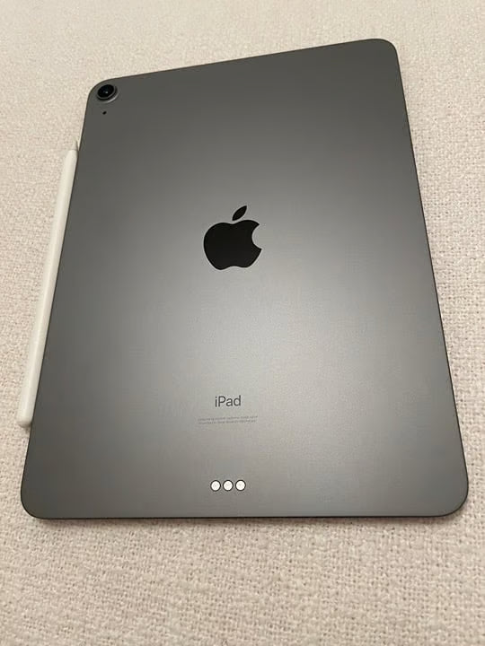 Apple iPad Air 4th Generation 256GB with Magic Keyboard and Apple Pencil 2 1Z65