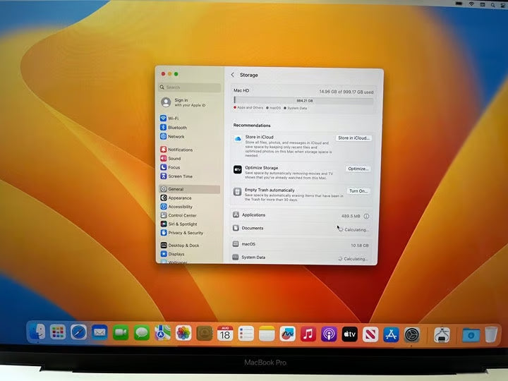 MacBook Pro 16 inch 2019 i9 16GB 1TB - Like New 5C96