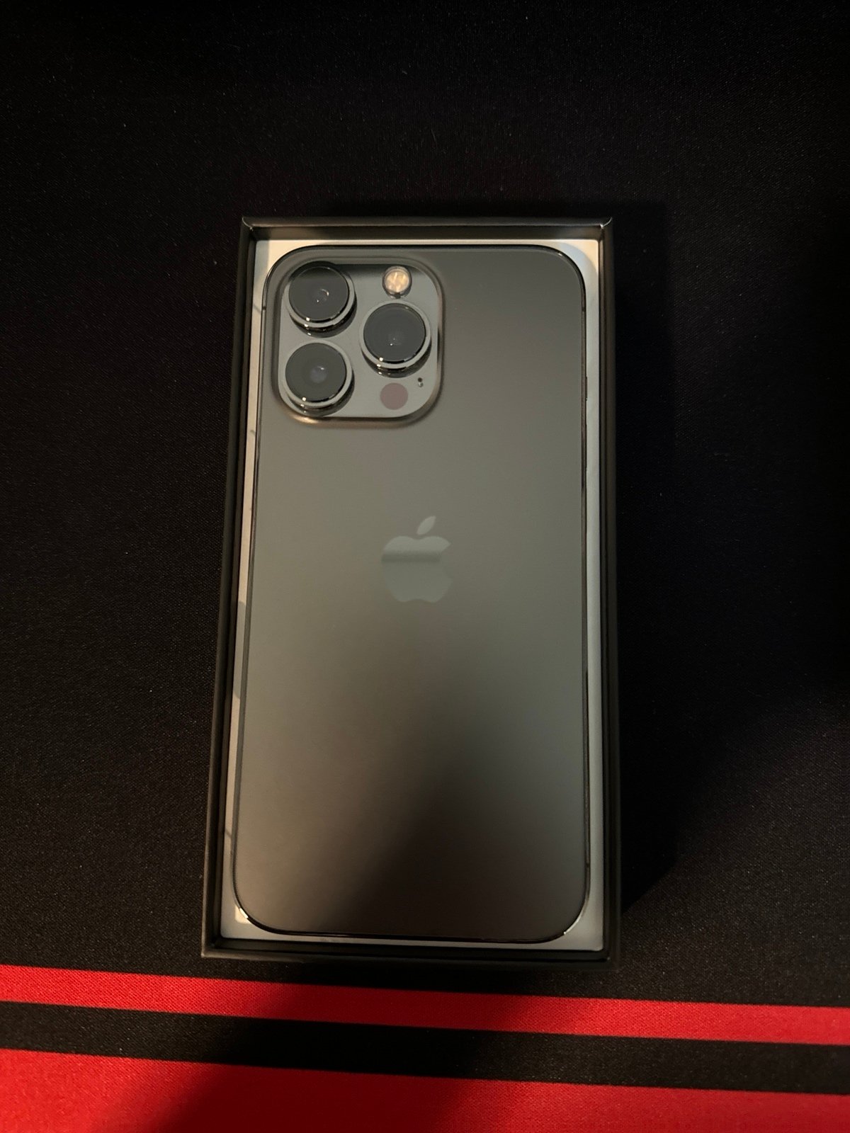 Apple iPhone 13 Pro 128 GB in Graphite 8A33