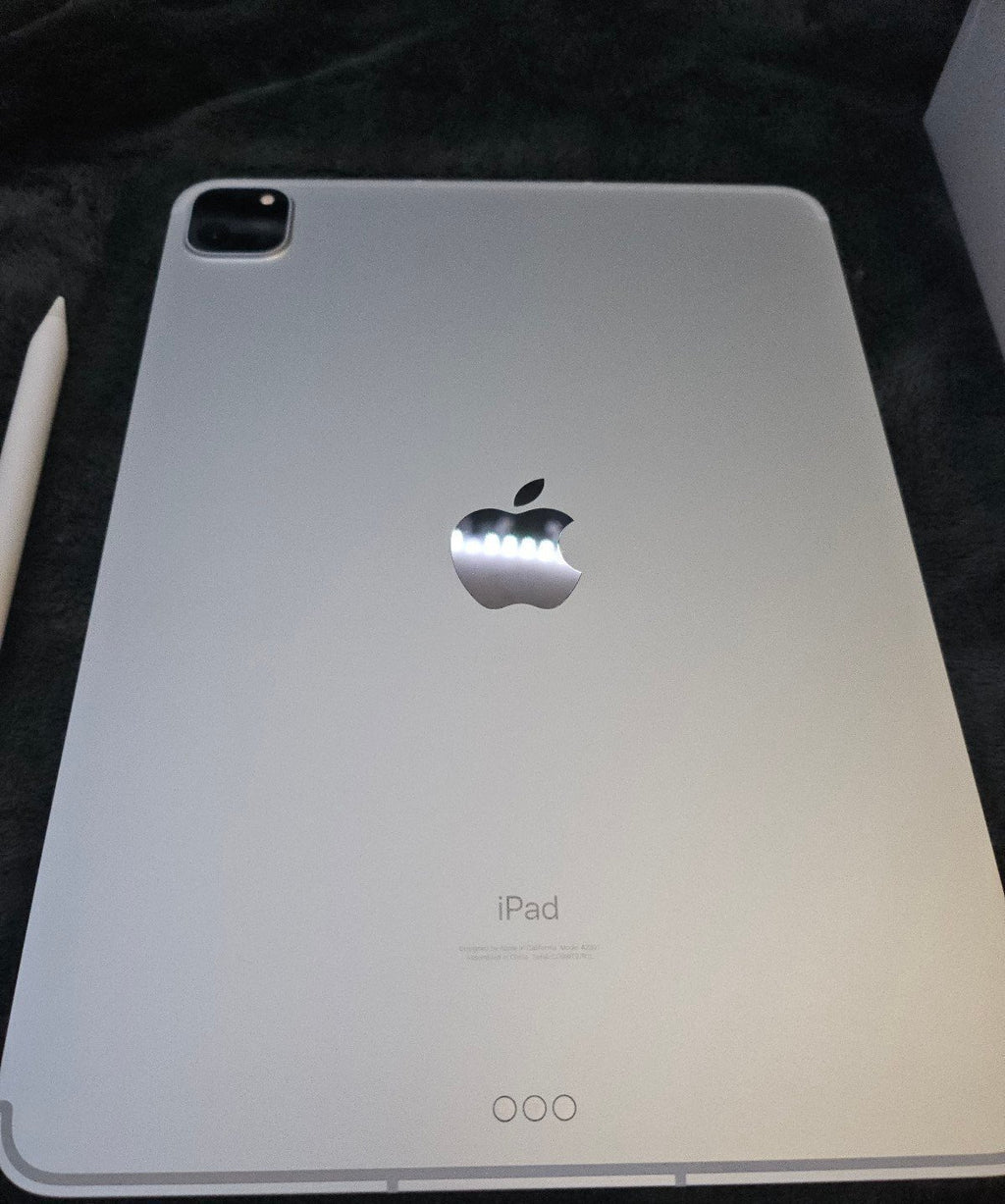 M1 iPad Pro Wi-Fi + Cellular w/ Apple Pencil 2 & Keyboard Case 9F51