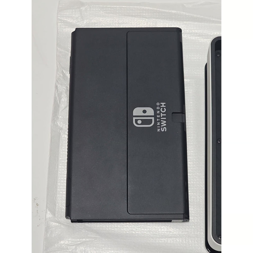 Nintendo Switch OLED Model HEG-001 Handheld Console - 64GB - White NEW CONDITION 8G19