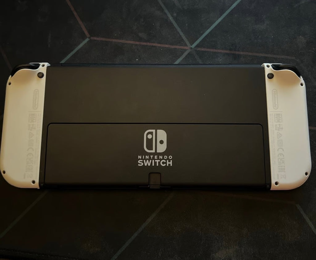 Nintendo switch oled 8V22