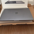 MacBook Pro 13-inch 1H13