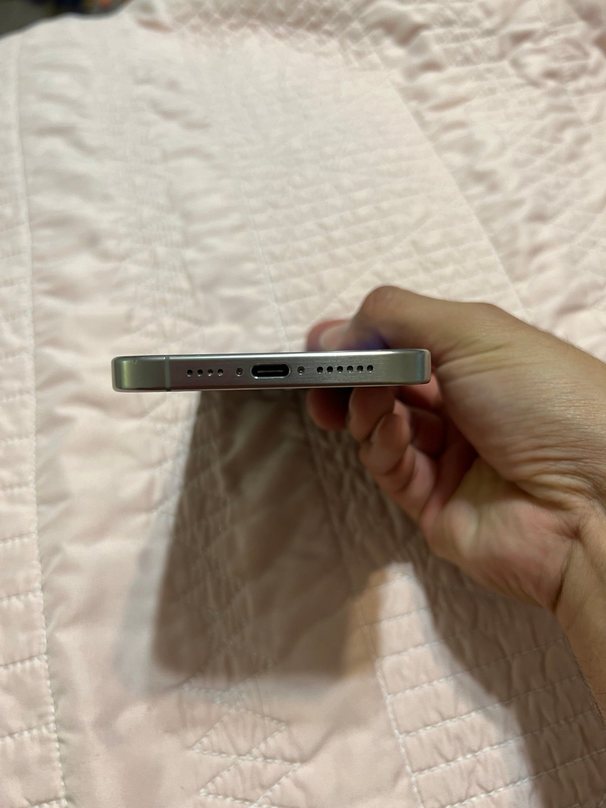 Unlocked iPhone 15 pro max 512gb 2T95