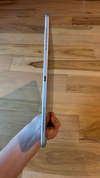 Apple iPad Pro 12.9�?4th Gen 256gb WiFi + Cellular Unlocked 5A95