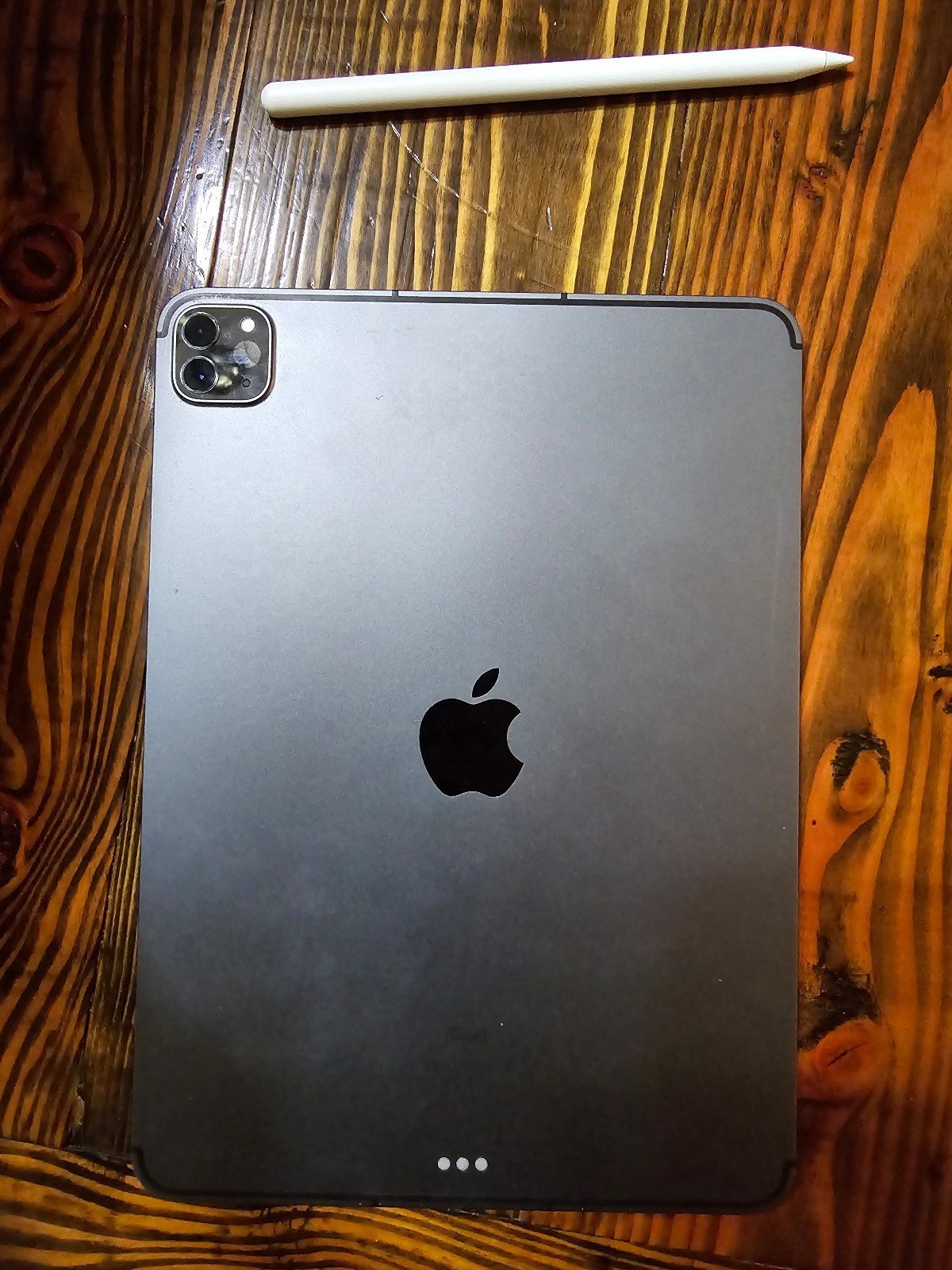 iPad Pro 3rd generation 9B61