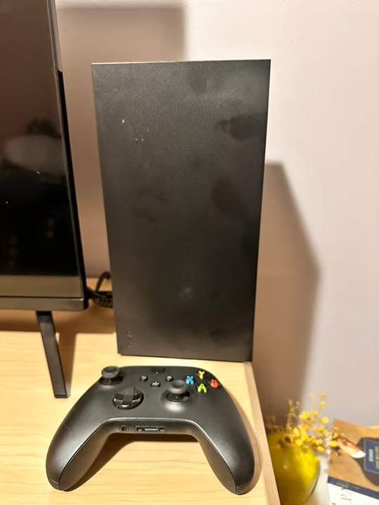 Microsoft Xbox Series X 1TB SSD Home Console - only used once 1H56