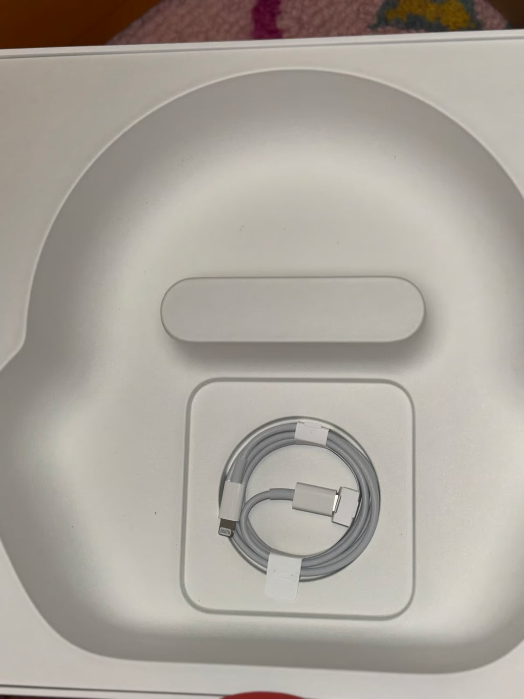 AirPods Max PINK - Box & Brand new charger included! 3W17