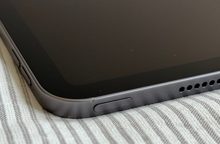 iPad Pro 12.9"" (5th generation - M1 - 1TB Storage) with SmartFolio 8R73