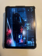 Apple 2022 iPad Air 5th Generation M1 256GB + Apple Pencil and Case 7E38