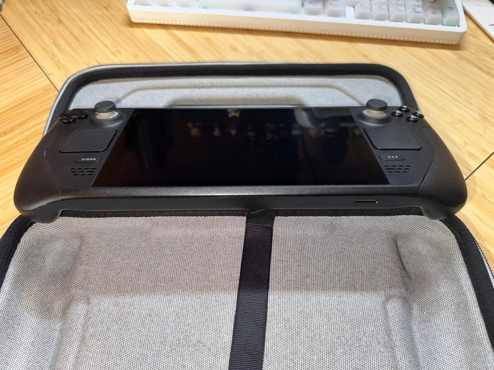 Steam Deck  LCD  512GB (antiglare) w Battery&Case 2C62