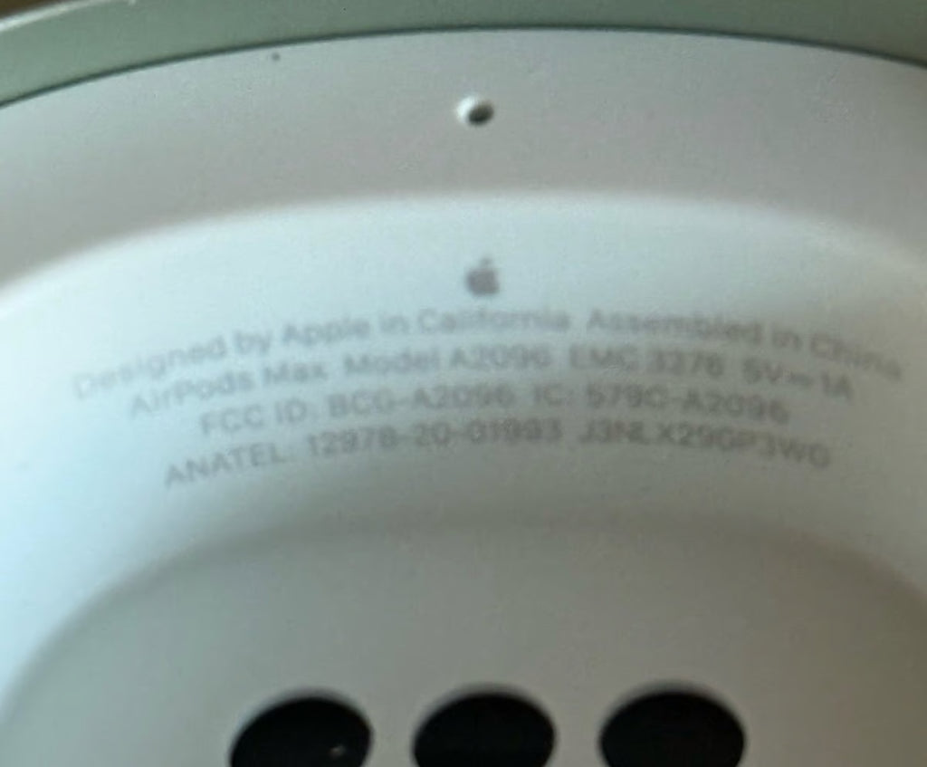 Apple AirPods Max with Smart Case in Green 2E78