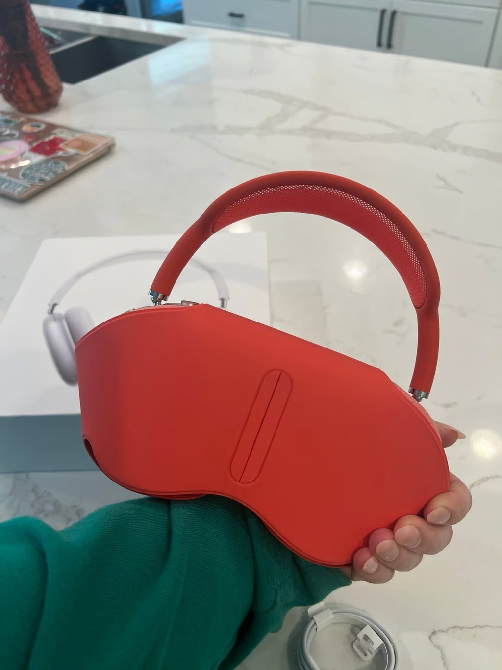 NEW Apple AirPods Max with Smart Case in Pink 8Z66