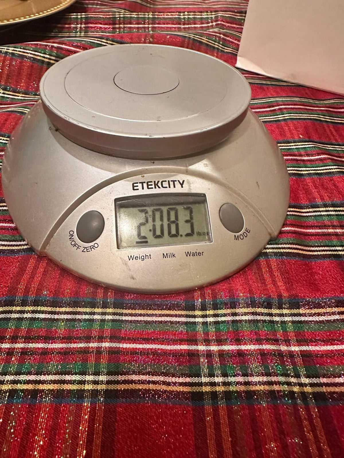 AirPod Max 2nd Gen. Orange 2U99