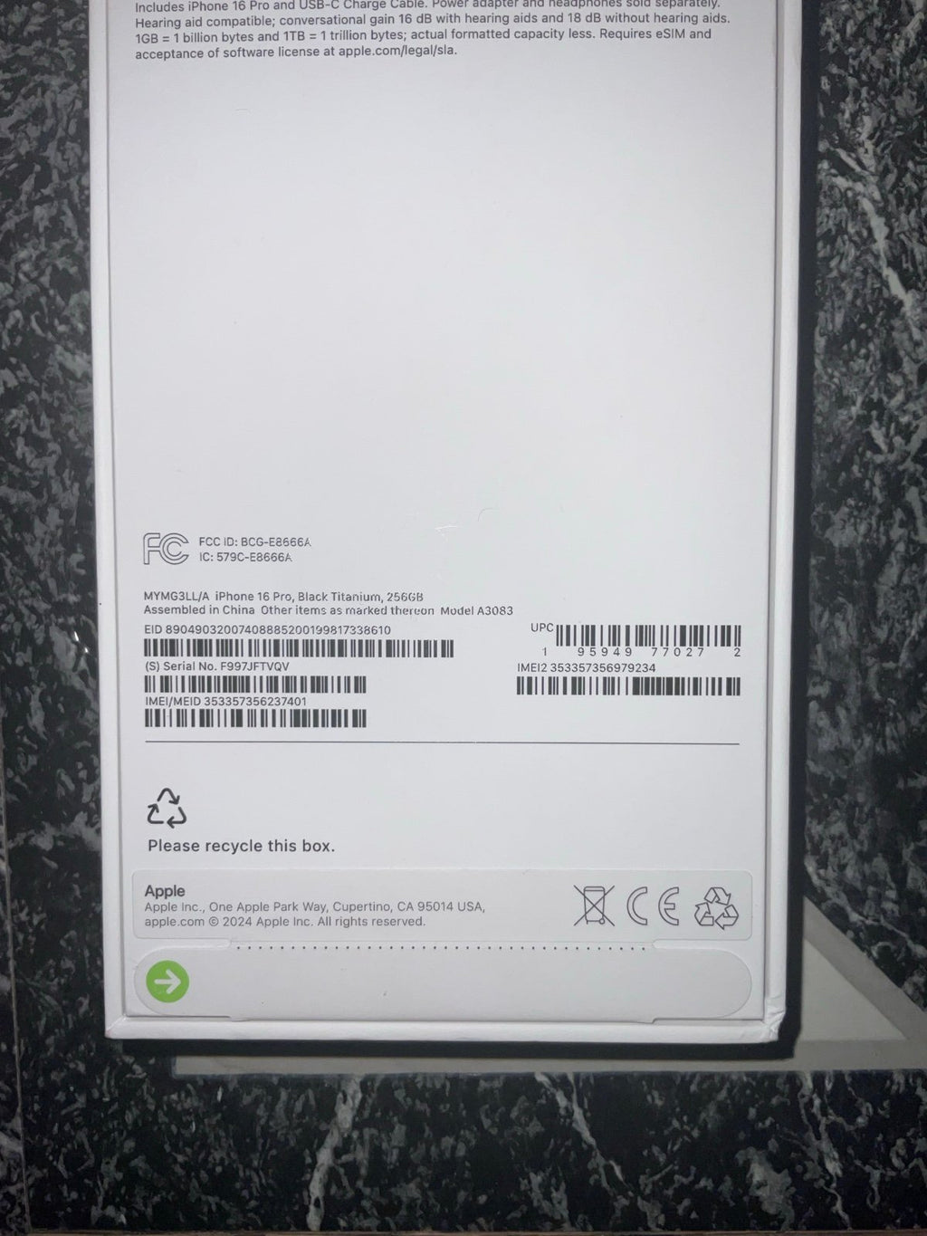 Apple iPhone 16 pro black Titanium 256GB brand new sealed unlocked 8Z38