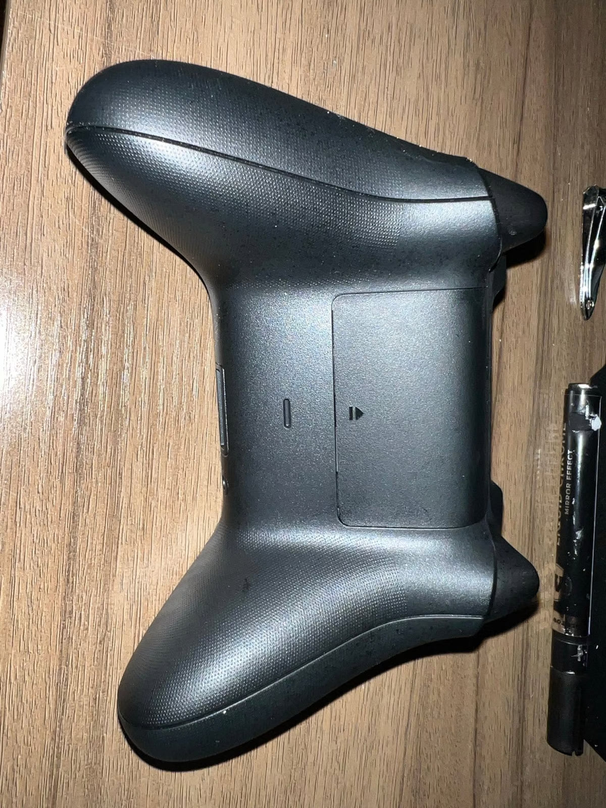 Xbox Series X + controllers 3V25