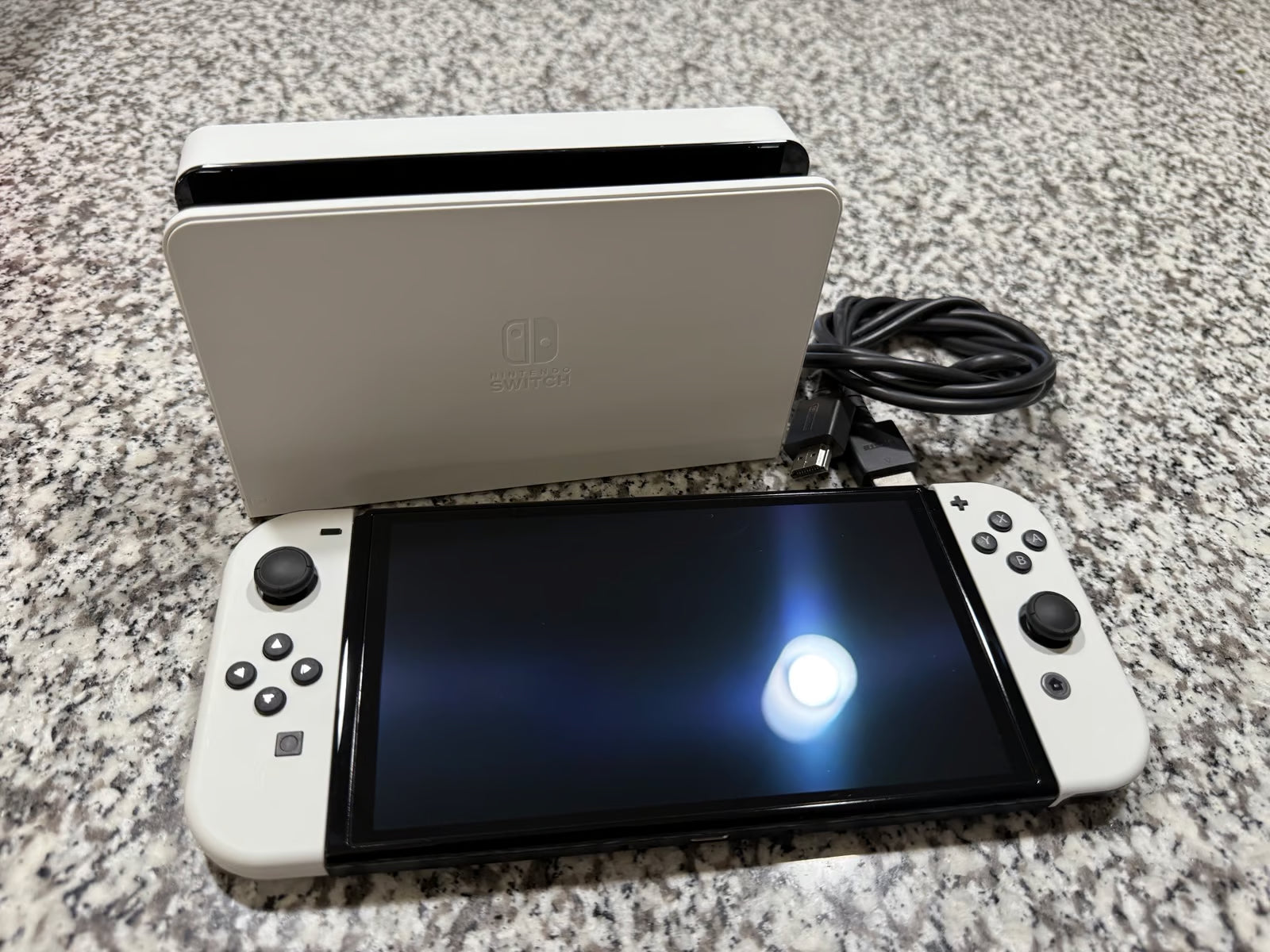 Nintendo Switch OLED + Games + Case 7P83