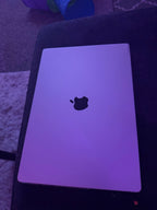 Apple Macbook Pro A2485 16in.  M1 Pro 3.2 GHz  512GB SSD 8O98