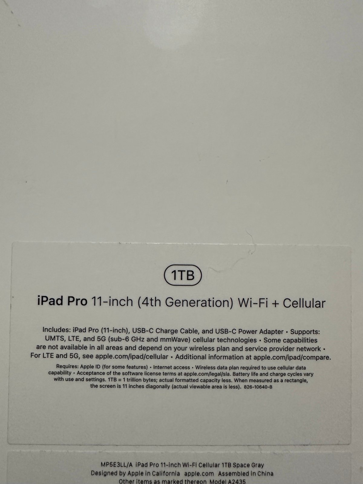 Apple iPad Pro 11�?4th Generation 1 TB in Space Gray 8Z37