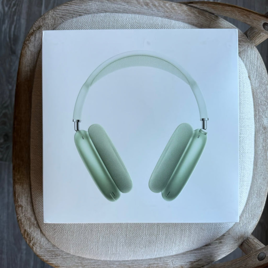 Apple AirPods Max with Smart Case in Green 2E78