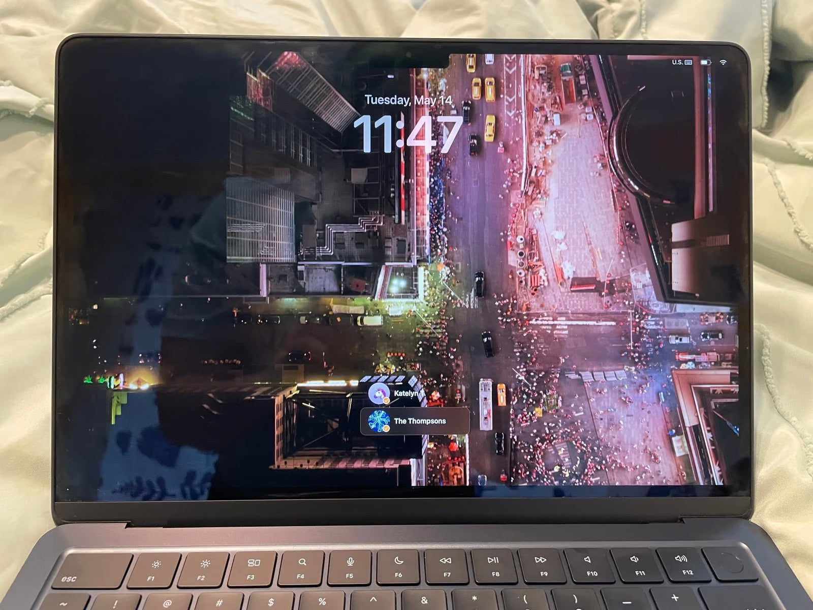 MacBook Air M2 2022 13鈥?midnight 5H73