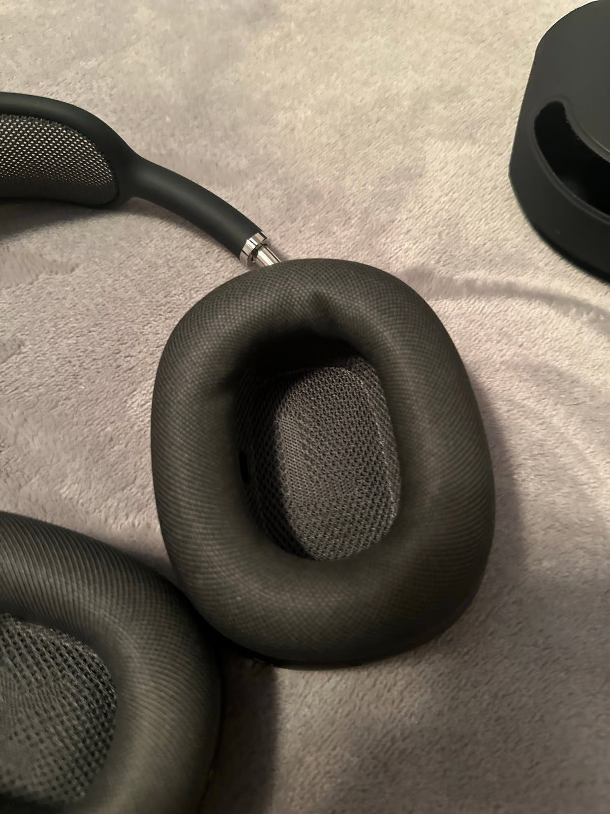 Apple AirPods Max 7A55