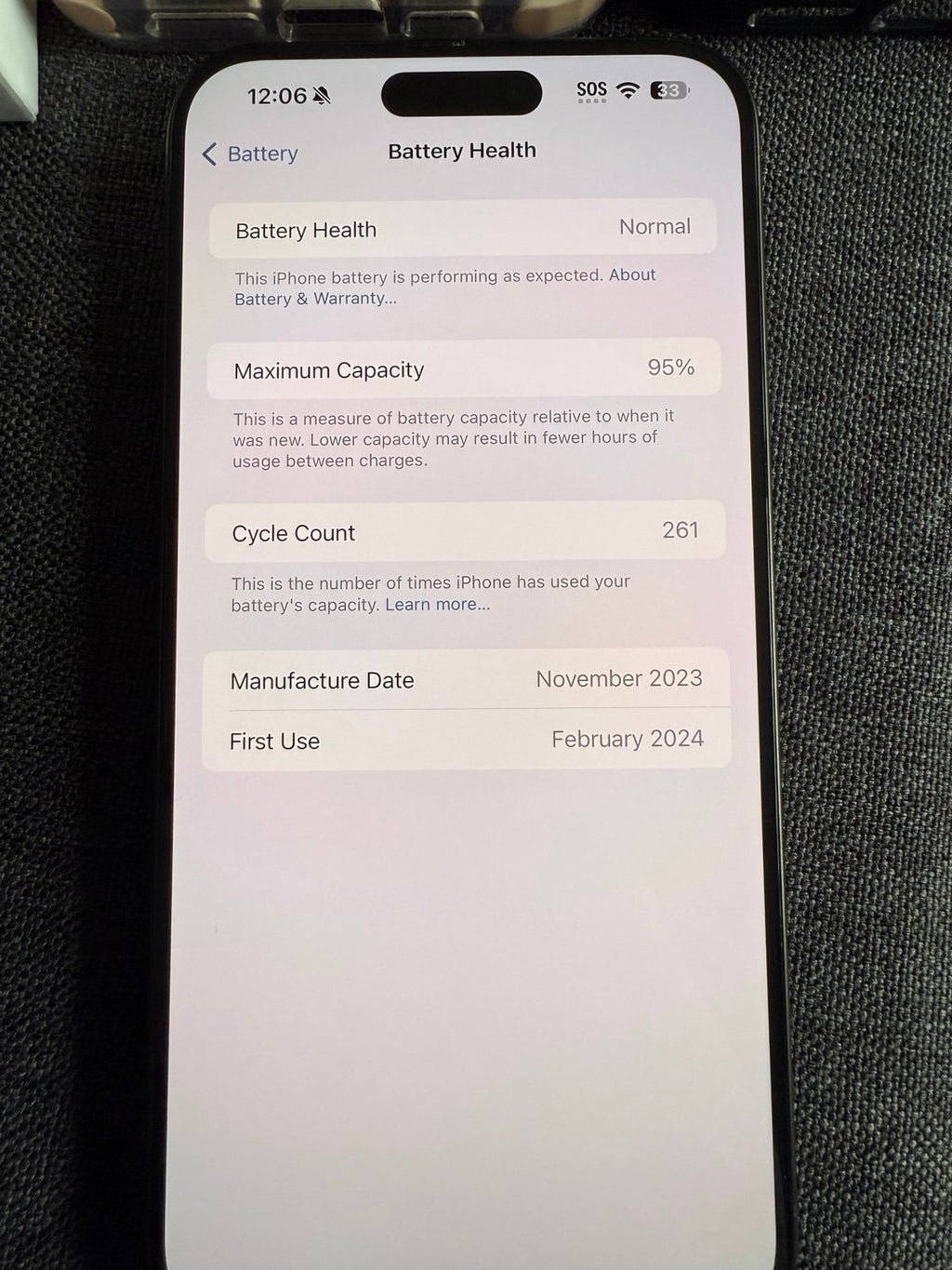 iPhone 15 Pro max *NO SIM RESTRICTIONS* 2X87