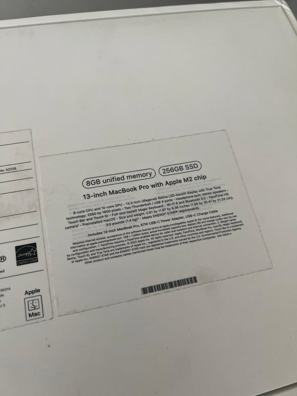 MacBook Pro 13inch M2 Chip 8K38