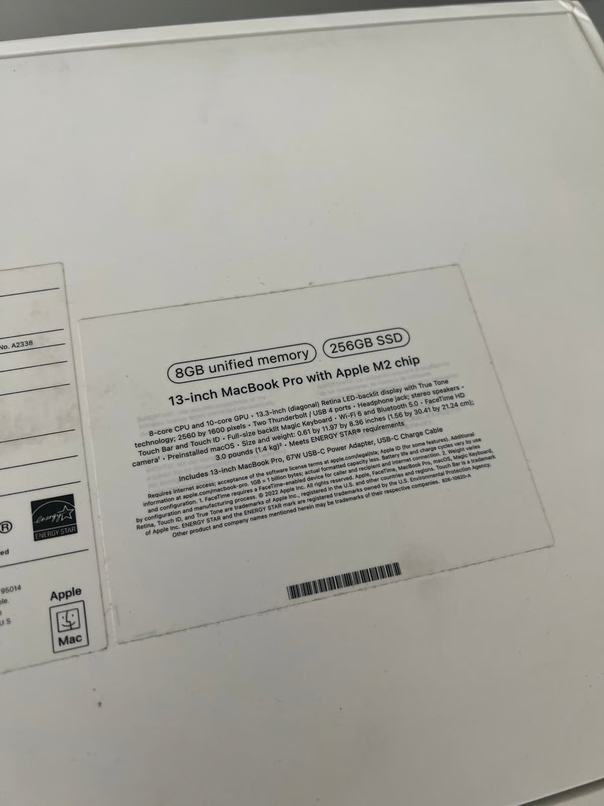 MacBook Pro 13inch M2 Chip 8K38