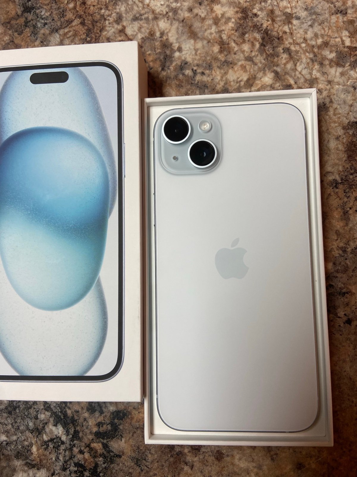 Blue iPhone 15 Plus Verizon 1K61