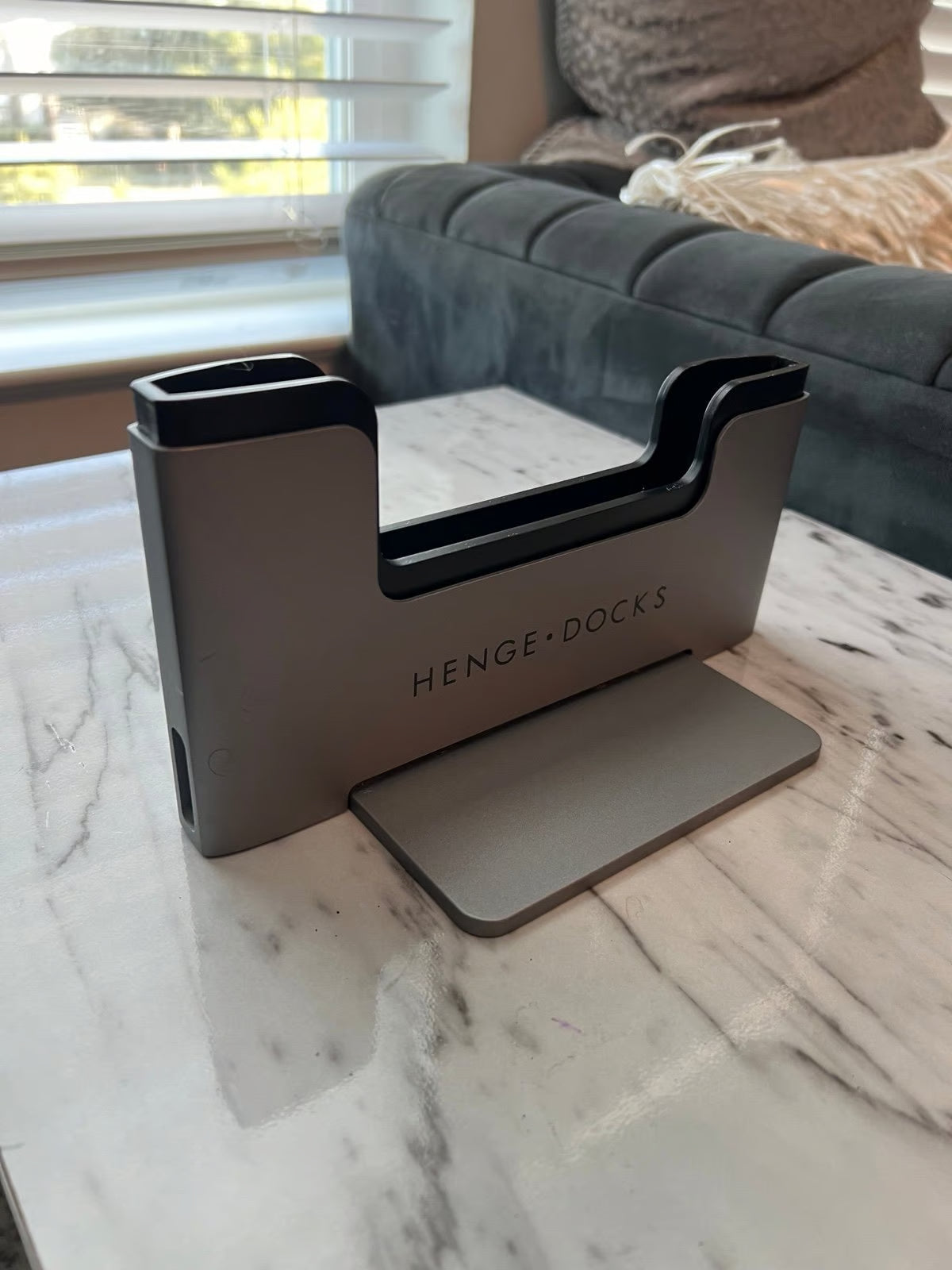 Apple Macbook Pro A2338 13in.  M1 3.2 GHz  256GB SSD 8P68